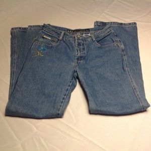 R.V.T. Serve piping hot 11/12  31 inseam